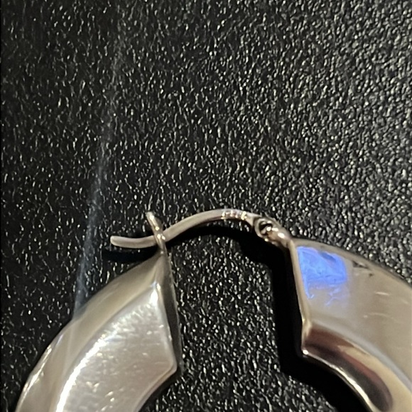 Sundance Sterling Silver Abstract Twisty Puff Chunky Hoop Earrings - Picture 10 of 14